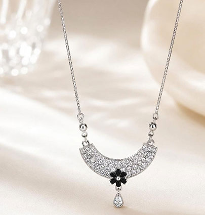 Zircon Necklace Star Silver - Image 3